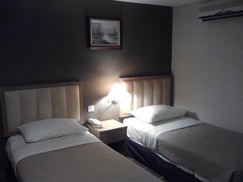 Jj Boutique Hotel - Damansara Perdana Petaling Jaya Esterno foto