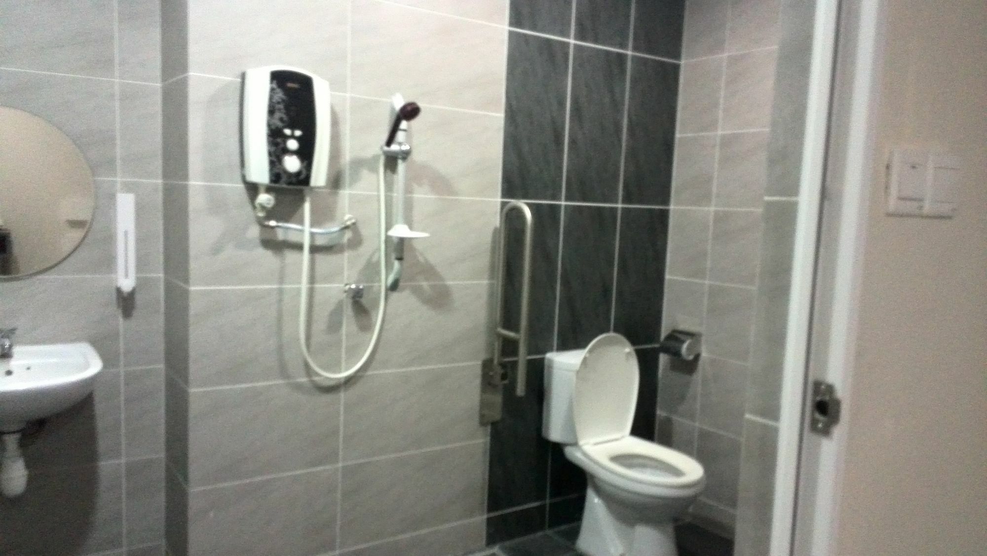 Jj Boutique Hotel - Damansara Perdana Petaling Jaya Esterno foto