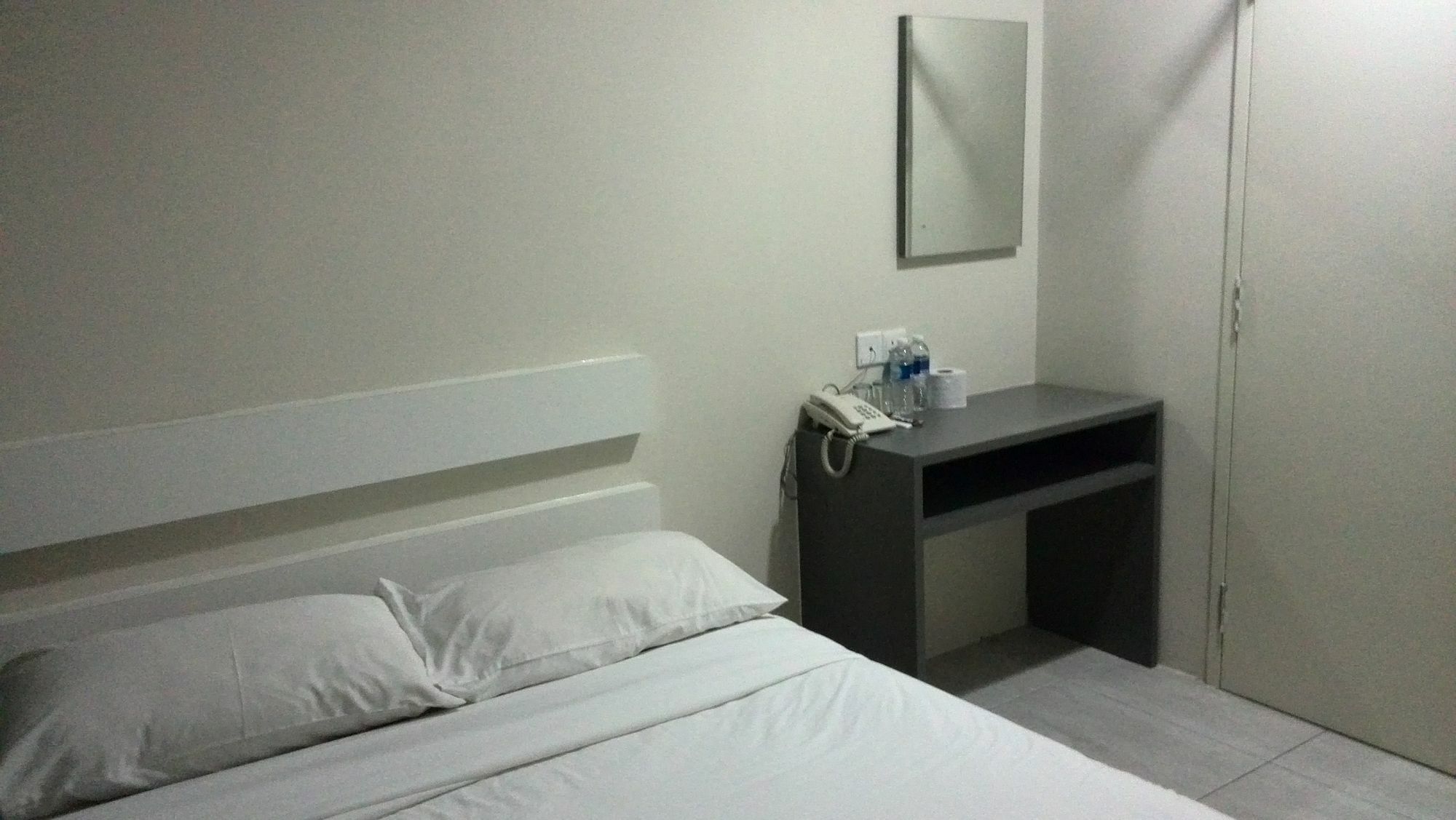 Jj Boutique Hotel - Damansara Perdana Petaling Jaya Esterno foto